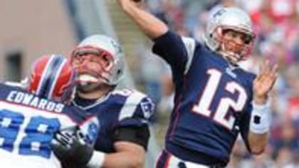 Pats Top Lions 45-24, Set Up Showdown With Jets