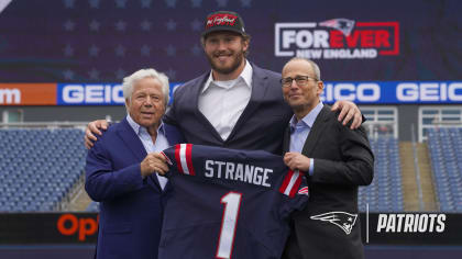 PFF College on X: The New England Patriots pick Chattanooga OL Cole Strange  at No. 29 overall. ONE sack allowed since 2018 