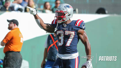 Patriots Notebook: Taylor made for New England