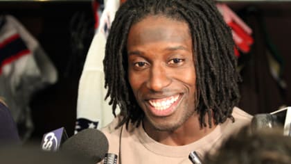 Patriots Re-Sign WR Deion Branch; Sign Free Agent FBs Tony