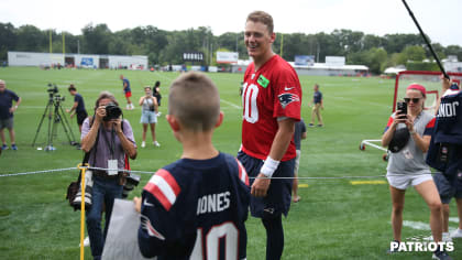 Patriots fans need to see Mac Jones' pictures as a 'child model'