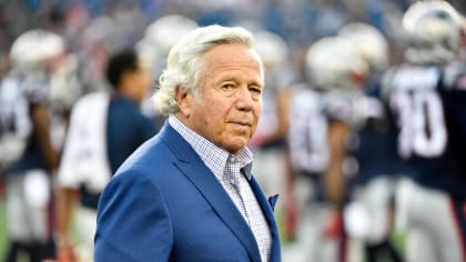 Robert Kraft teases 'special announcement' while honoring Jakob