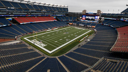 Patriots replacing new turf at Gillette Stadium after embarrassing