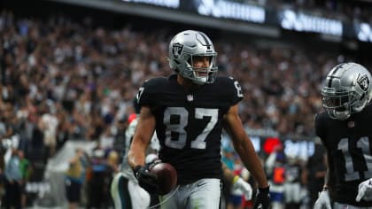 With 2-minute drill, Raiders get even by halftime