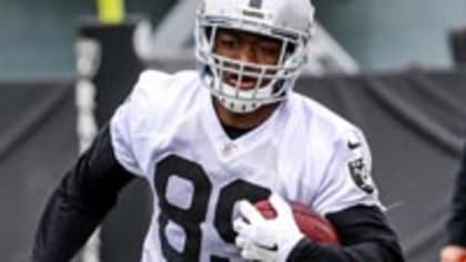 Report: Indianapolis Colts have inquired about Raiders WR Amari Cooper