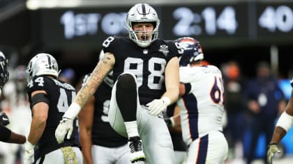 Maxx Crosby Re-Emphasizes McDaniels Didn't Lose Locker Room