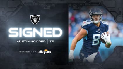 Austin Hooper signs with Las Vegas Raiders, additional pass-catching  options starting to disappear - Music City Miracles