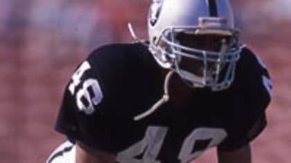 Kaufman Propels 1997 Raiders Past Broncos