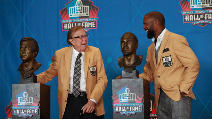 Raiders Legends Charles Woodson, Tom Flores Enshrined Into Pro