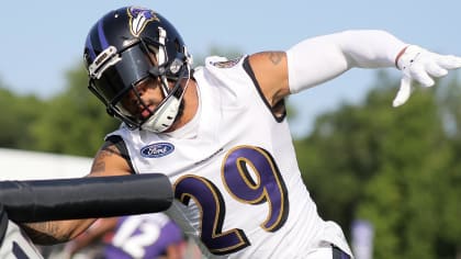 Ravens' Humphrey shows leadership in giving his No. to Earl Thomas