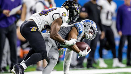 Baltimore Ravens Vs Detroit Lions Ring Of Honor Terrell Suggs