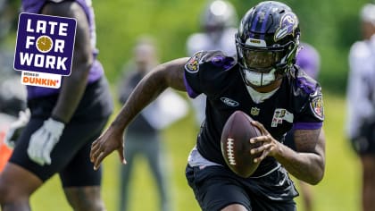 At open practice, Justin Tucker reminds fans and Ravens he's no average  kicker