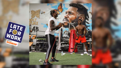 Lamar Jackson Working Out with Antonio Brown - ESPN 98.1 FM - 850