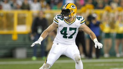 AP Story: Packers' White Was Larger Than Life