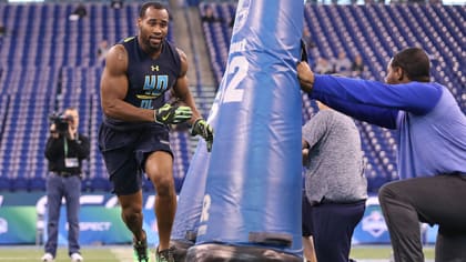 Haason Reddick Arrives In Tempe