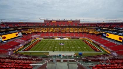 FedEx Field delivers familiar yet strange setting for Washington Football  Team practice