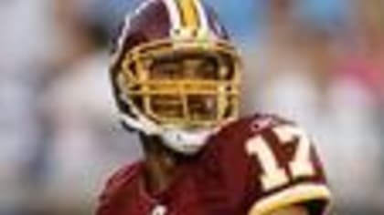 Washington Redskins cornerback Fred Smoot returns an interception