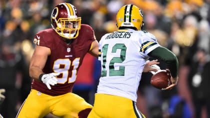 Aaron Rodgers, Packers dominate Washington in NFC wild card game