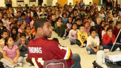 Redskins Read' Books Distributed