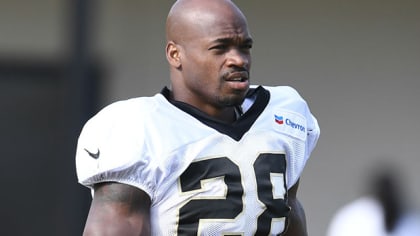 Adrian Peterson declares he's 'ready to roll'