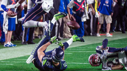 Highlight] Jermaine Kearse makes a great juggling catch in Super Bowl XLIX  to put the Seahawks in prime scoring position at the end of the 4th : r/nfl