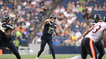 Seahawks go with Smith and Eason against Bears tonight, Sports