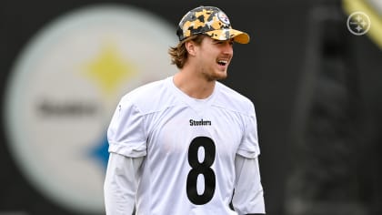 Steelers' Pickett began his rookie season avoiding spotlight. Entering Year  2, it's shining on him. - ABC News