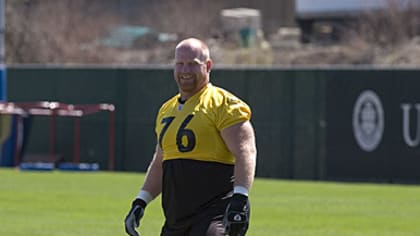 Former Steelers Defensive Lineman Chris Hoke Sees A Major Problem With The  Defense