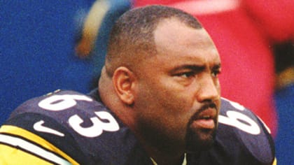 Ex UK, Steeler great Dawson enters Pro Hall of Fame