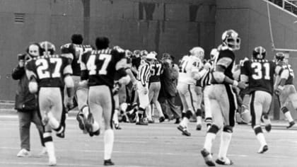 Franco Harris remembered as team player who 'saw everybody'