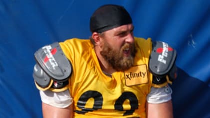 Surprise Linebacker Is Blowing Minds In Steelers' Camp