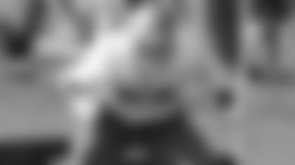 102810-Willis-Sub.jpg