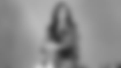 Lindsey Pallares 16x9