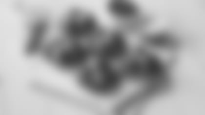 O-Organics_Cheesy-Florentine-Mini-Meatball-Pizzas_HERO