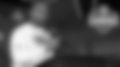 022510-singletary-header.jpg