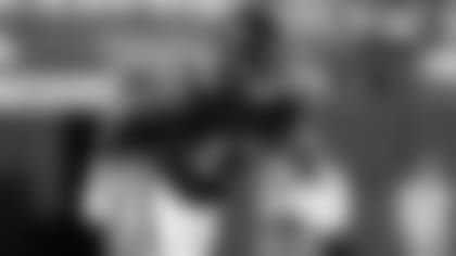 Bears linebacker DeMarquis Gates