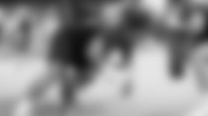 Bears offensive lineman Cody Whitehair wearing the Guardian Cap