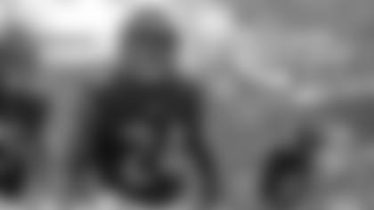 Bears running back Khalil Herbert