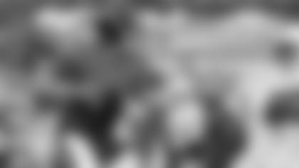 foles-pregame-warmup-100820