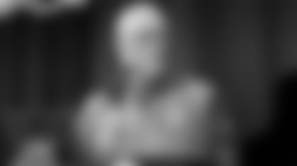 Former Bears guard and longtime radio analyst Tom Thayer