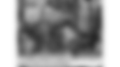 comic-strip-2019-ch16-panel1-article