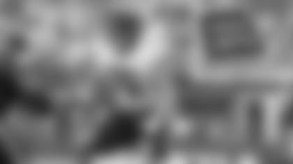 Bears offensive lineman Teven Jenkins