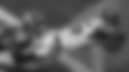 Giovani Bernard scores Sunday's final touchdown.