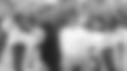 210829-Taylor-Zac_pregame (AP)