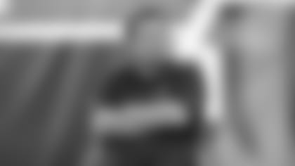 Defensive Quality Control - Louie Cioffi

Coach Louie Cioffi looks onto the field during pregame warmups at Bengals stadium.