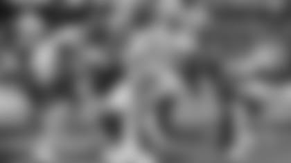 Cincinnati Bengals running back Joe Mixon (28) celebrates after scoring a touchdown against the Las Vegas Raiders during the first half of an NFL football game, Sunday, Nov. 21, 2021, in Las Vegas. (AP Photo/David Becker)