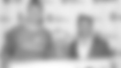191206-Christmas-With-The-Daltons_3
