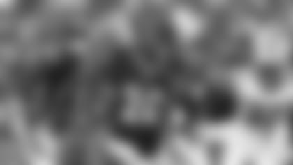 Once Joe Mixon got the ball, he got in a groove Sunday.