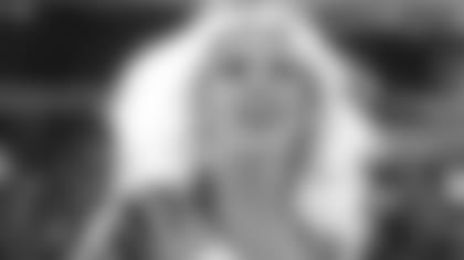 191027-Samantha_R_Ben-Gals-Cheerleaders