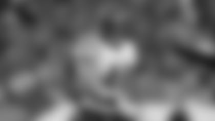 211219-Calitro-Austin_looking